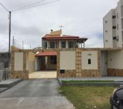 Casa Alto Padrão para Venda, em Aracaju, bairro Atalaia, 3 dormitórios, 3 banheiros, 1 suíte, 4 vagas